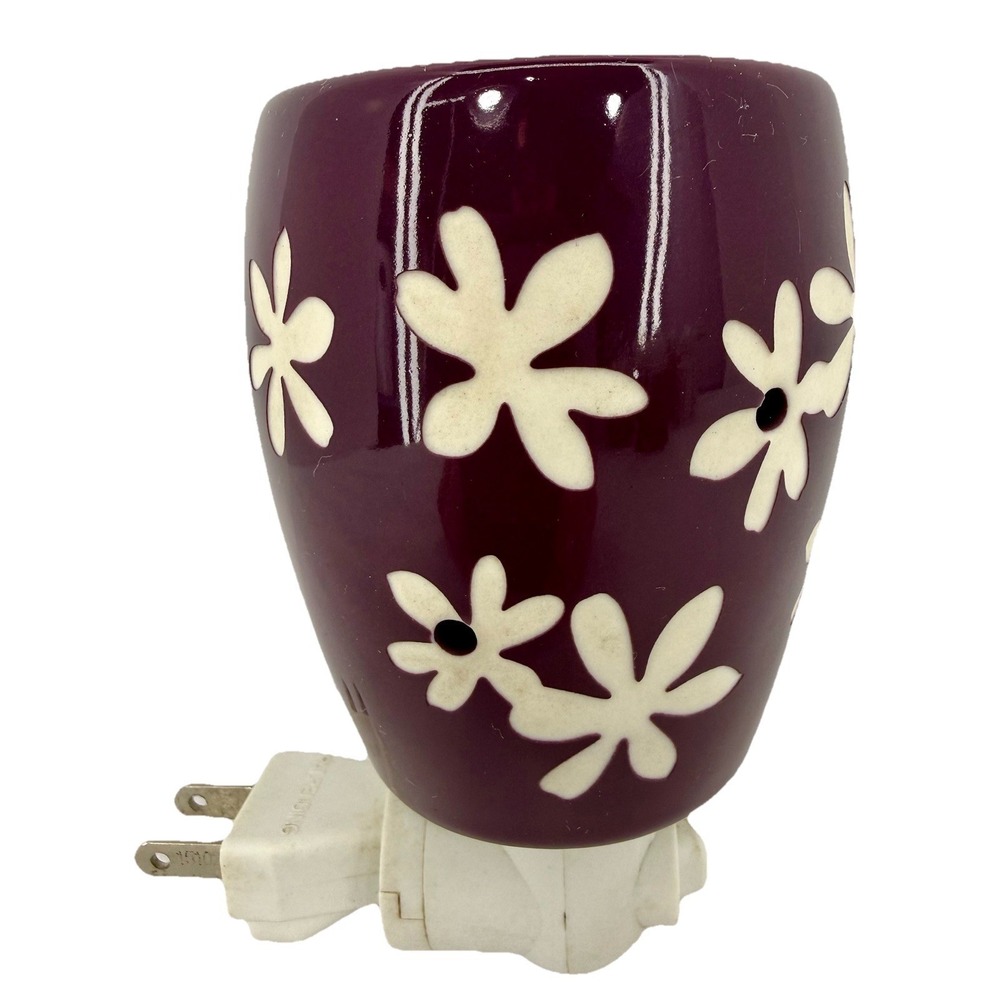 Scentsy Lei Purple White‎ Daisy Flower Plug In Wall Wax Warmer 6" Ceramic